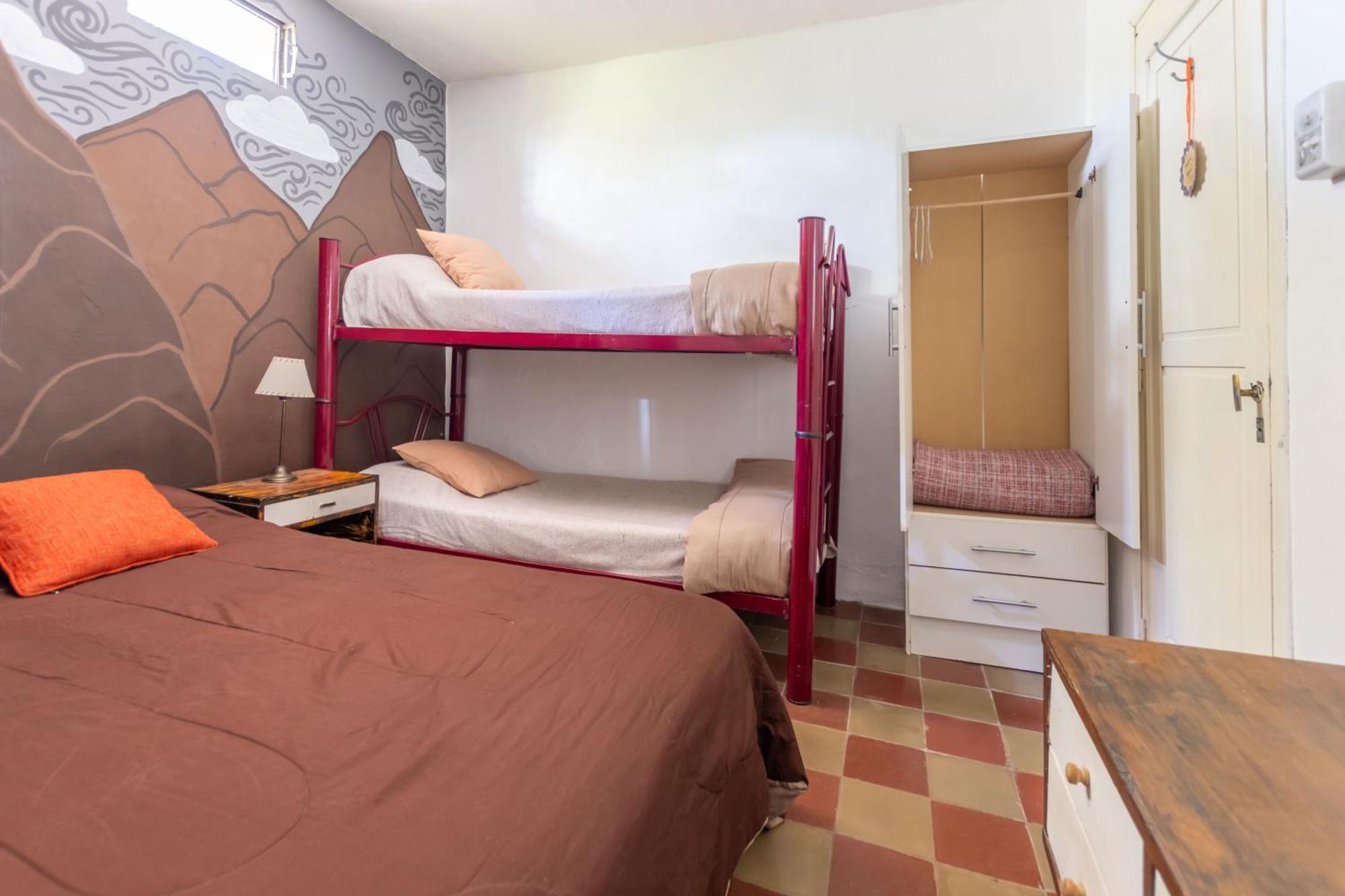 Hostel Puerta Azul