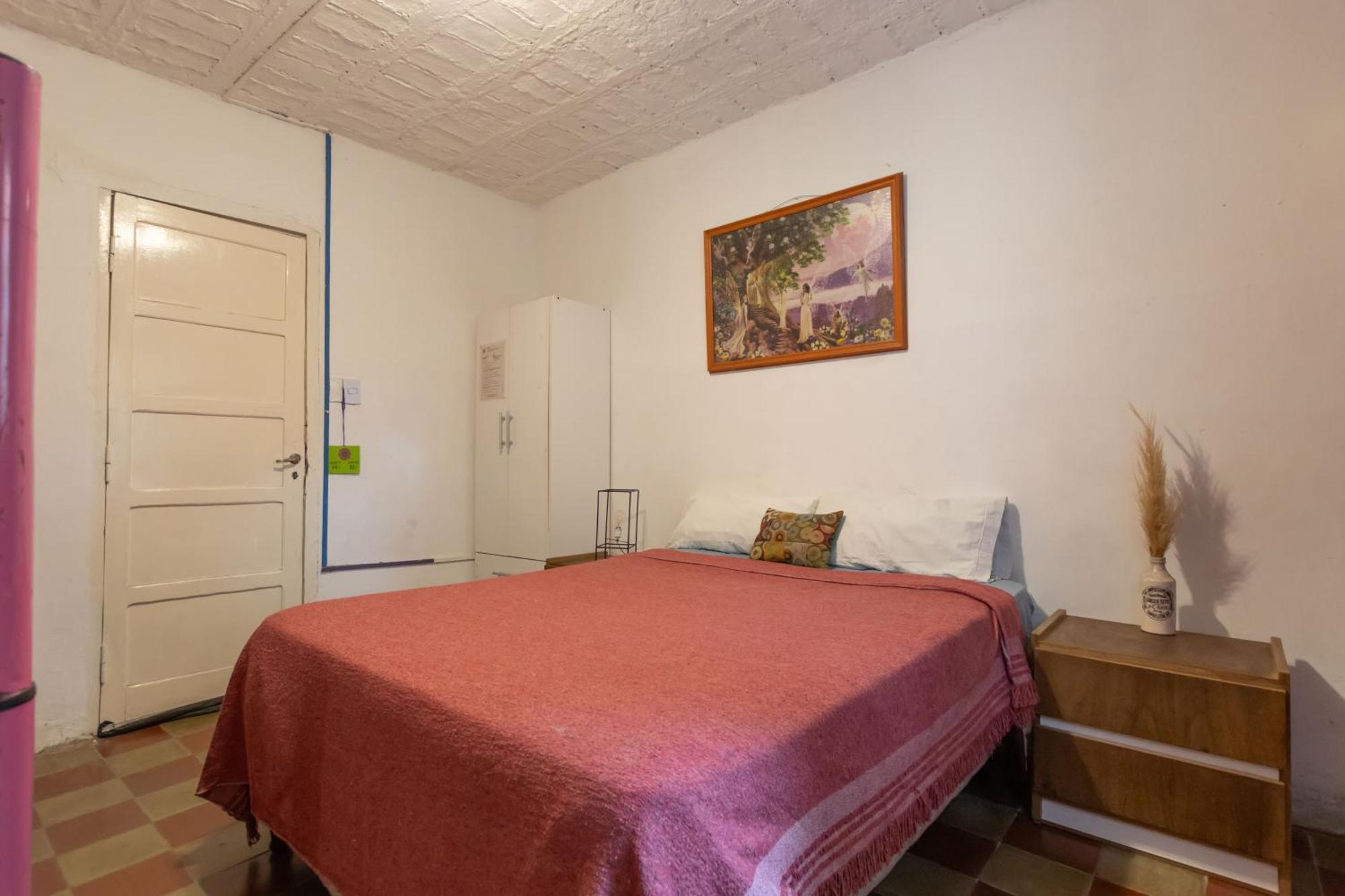 Hostel Puerta Azul *